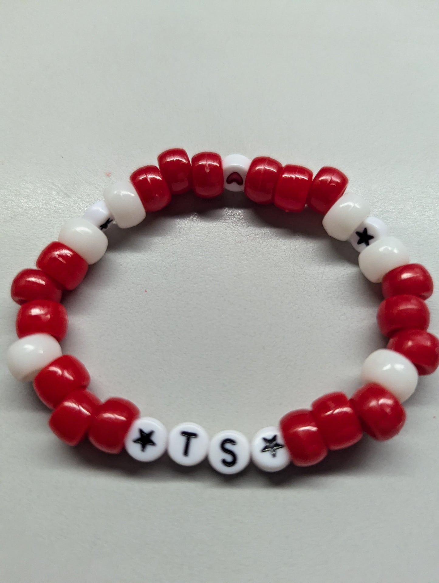 Red Album Taylor Swift Fanship Bracelet™